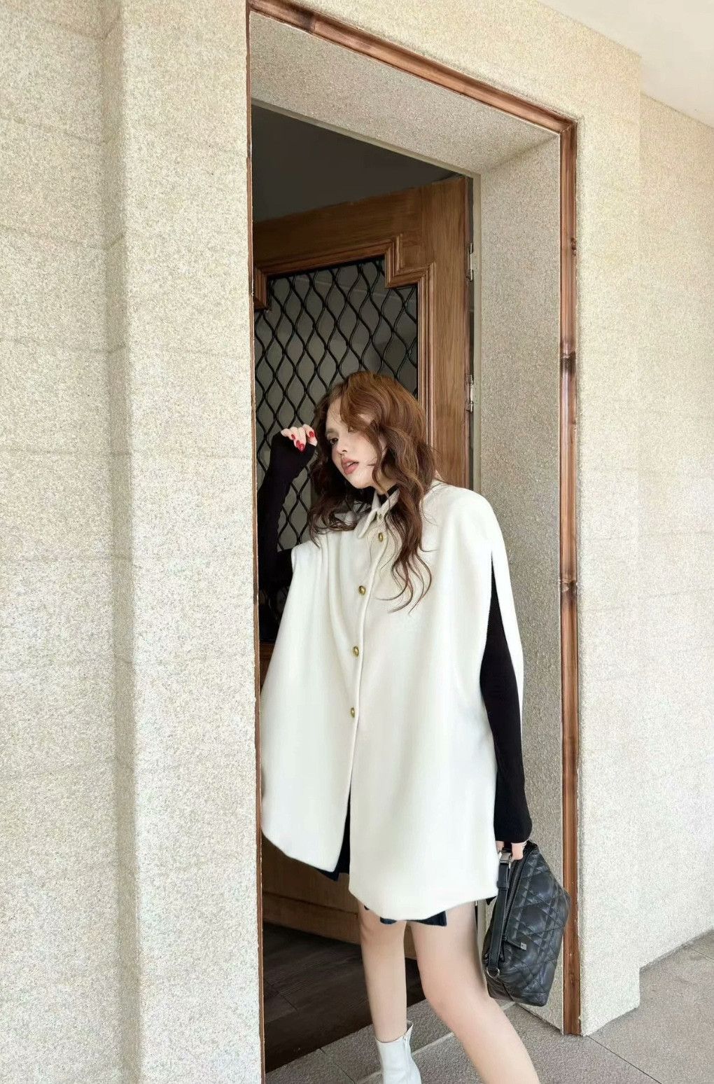 Dior Dior Double-sided Cashmere Gold Button Cape Size XXS / US 00 / IT 34 - 8 Thumbnail