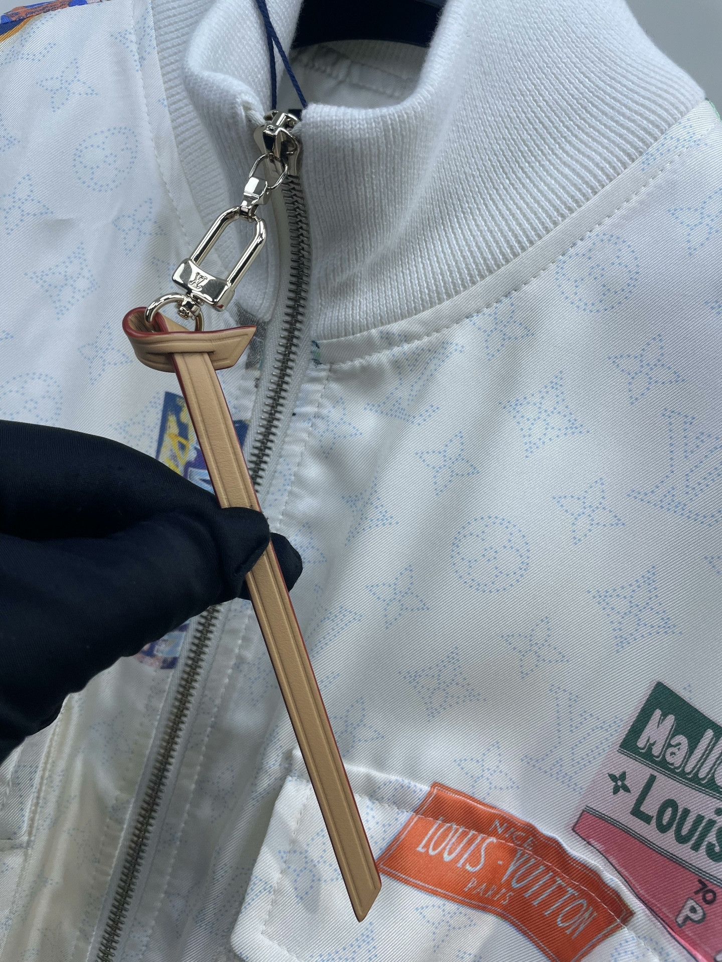 Louis Vuitton LV Flying Seal Silk Jacket Size XXS / US 00 / IT 34 - 3 Thumbnail