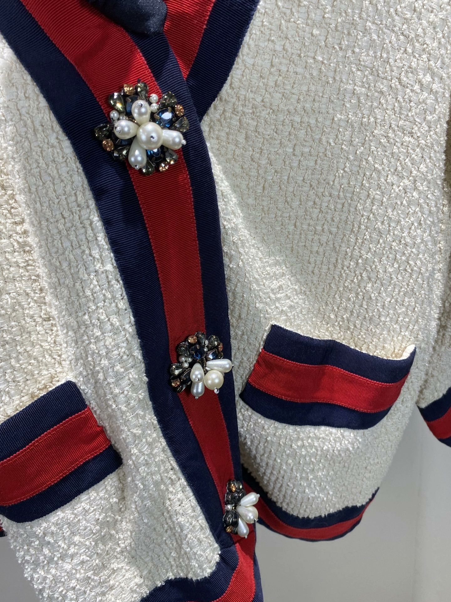 Gucci Gucci Tweed Diamond Button Cardigan Size S / US 4 / IT 40 - 3 Thumbnail