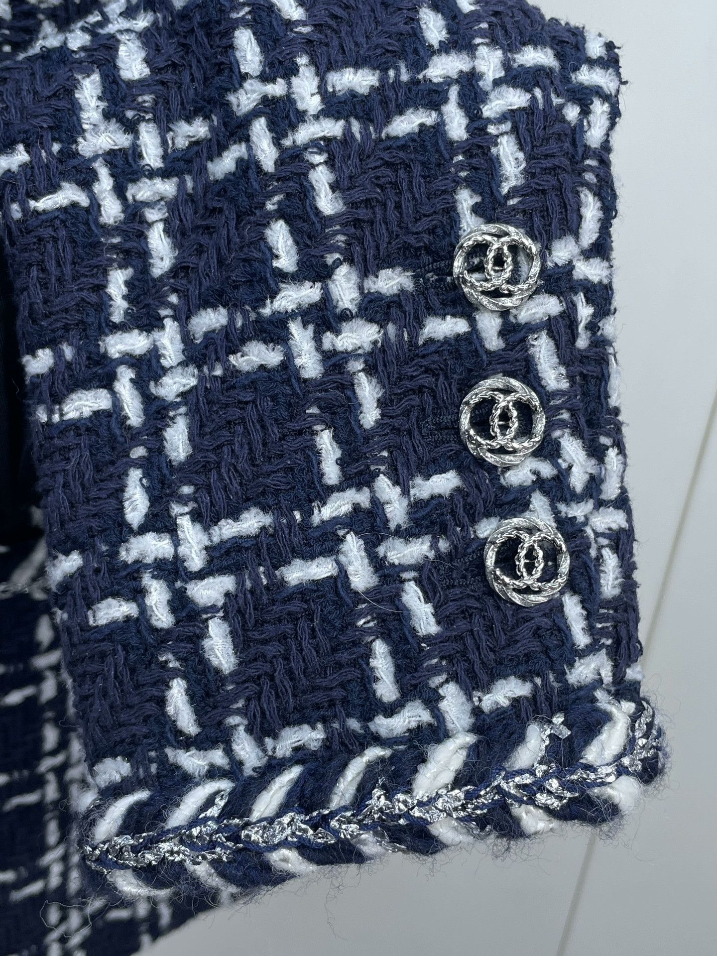 Chanel Chanel 23B Blue White Plaid Jacket Size S / US 4 / IT 40 - 3 Thumbnail