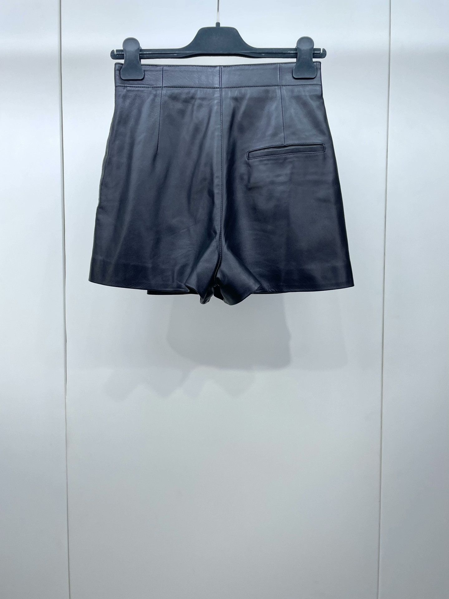Dior Dior CD Metal Buckle Lambskin Skort Size 34" / US 12 / IT 48 - 2 Thumbnail