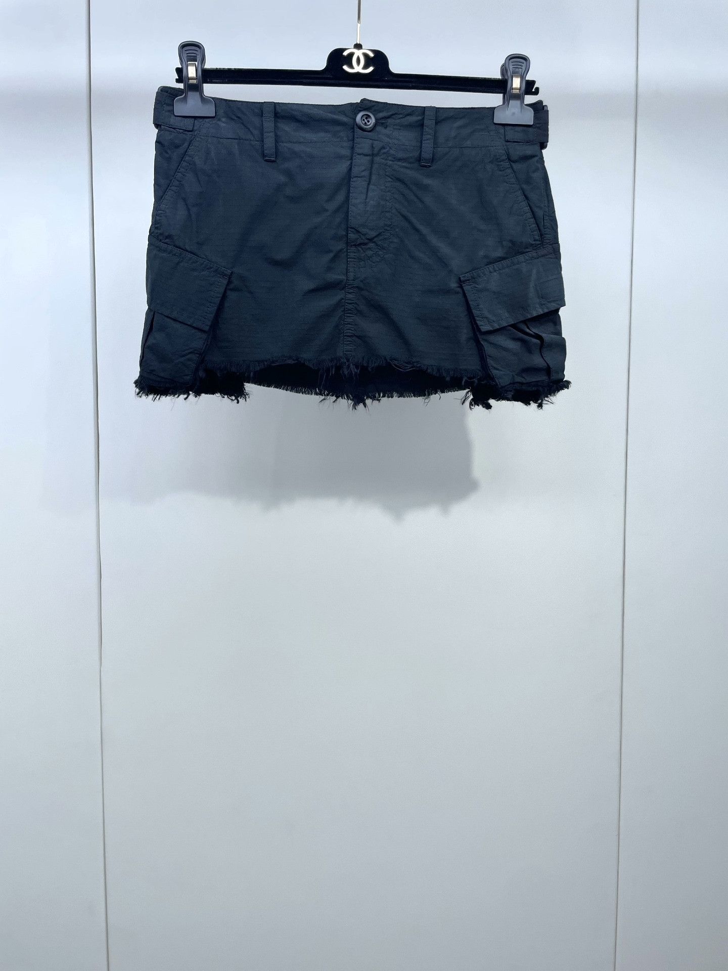 Balenciaga Balenciaga Frayed Mini Skirt Size 34" / US 12 / IT 48 - 2 Thumbnail