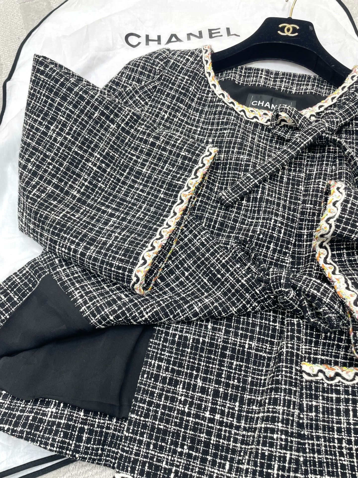 Chanel Chanel 25C Black White Bow Coat Size XS / US 0-2 / IT 36-38 - 6 Thumbnail