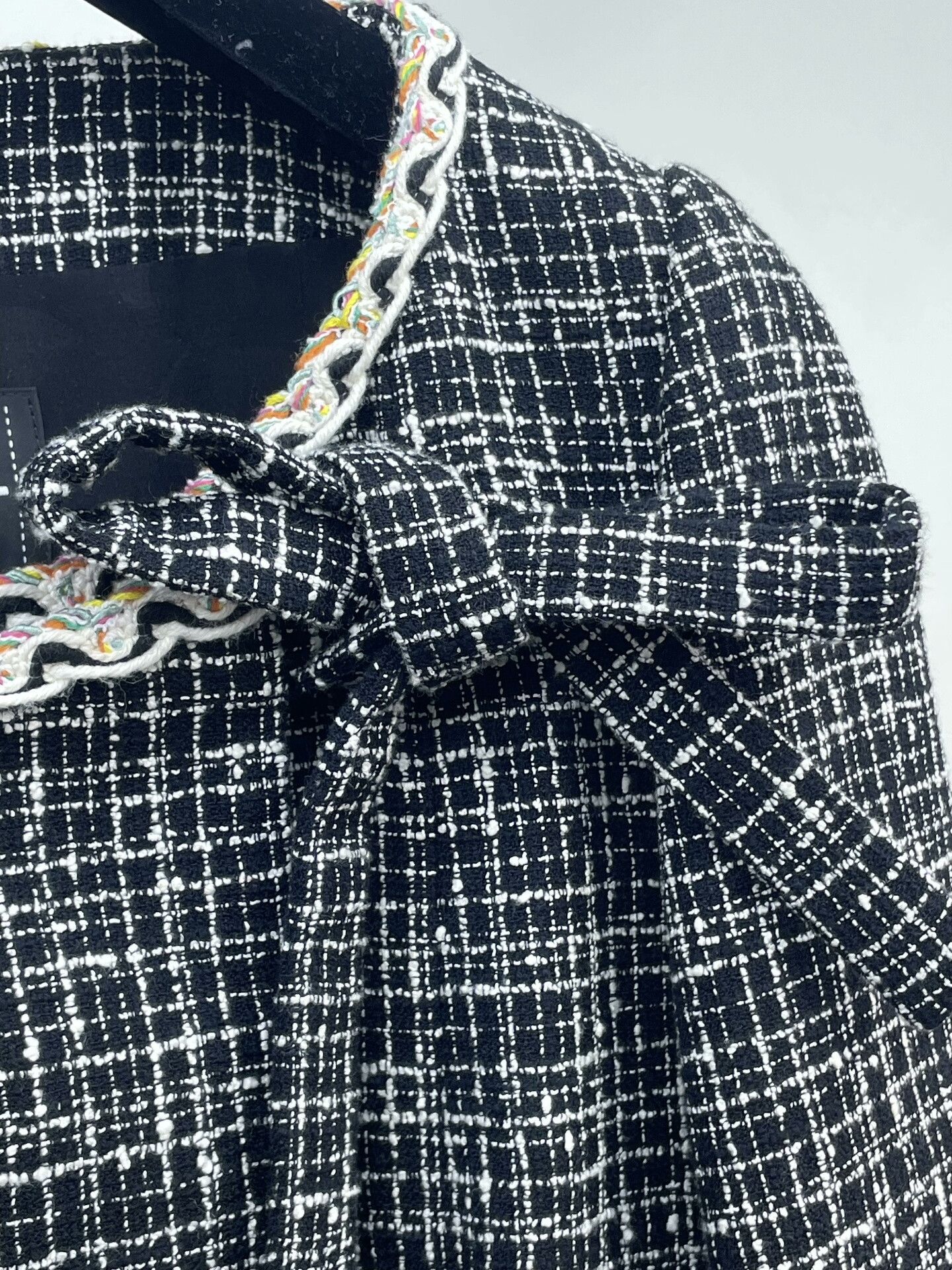 Chanel Chanel 25C Black White Bow Coat Size XS / US 0-2 / IT 36-38 - 5 Thumbnail