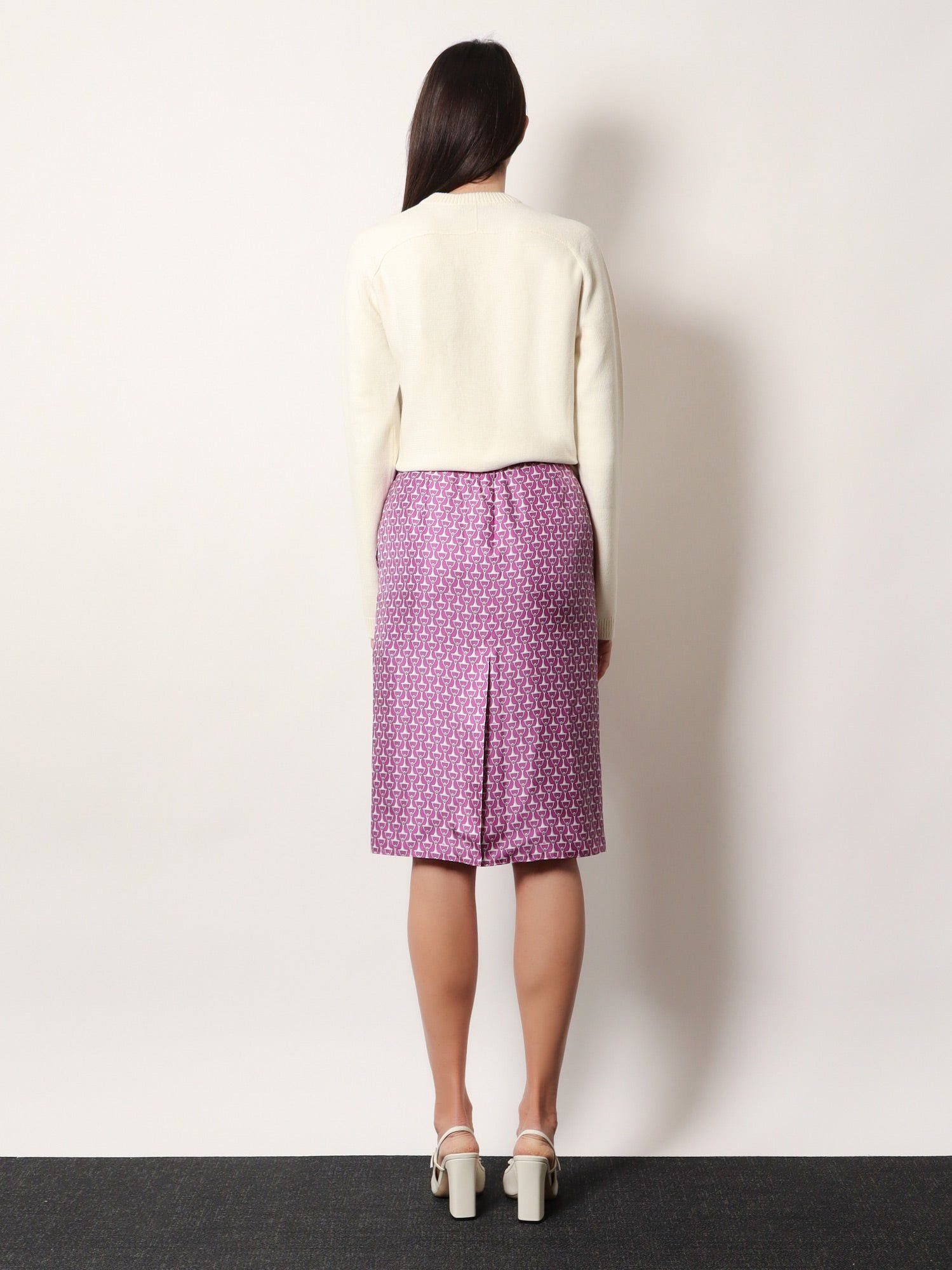 Gucci Silk Skirt With Horsebit Print Size 27" / US 4 / IT 40 - 5 Thumbnail