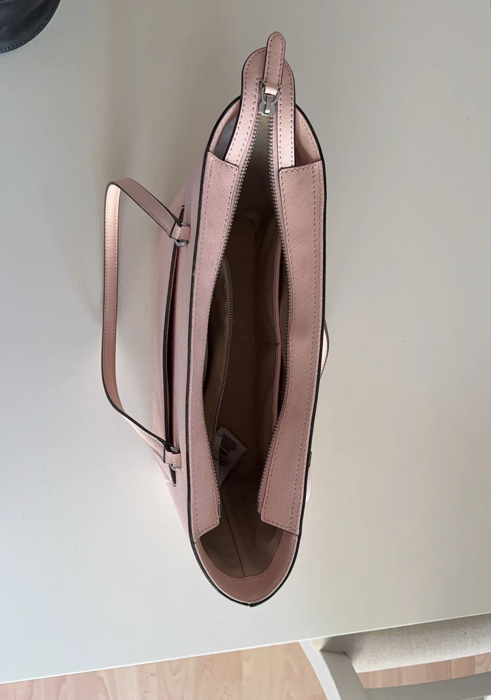 Ralph Lauren Ralph Lauren Crosshatch Leather Medium Karly Tote Bucket Bag Size ONE SIZE - 3 Thumbnail