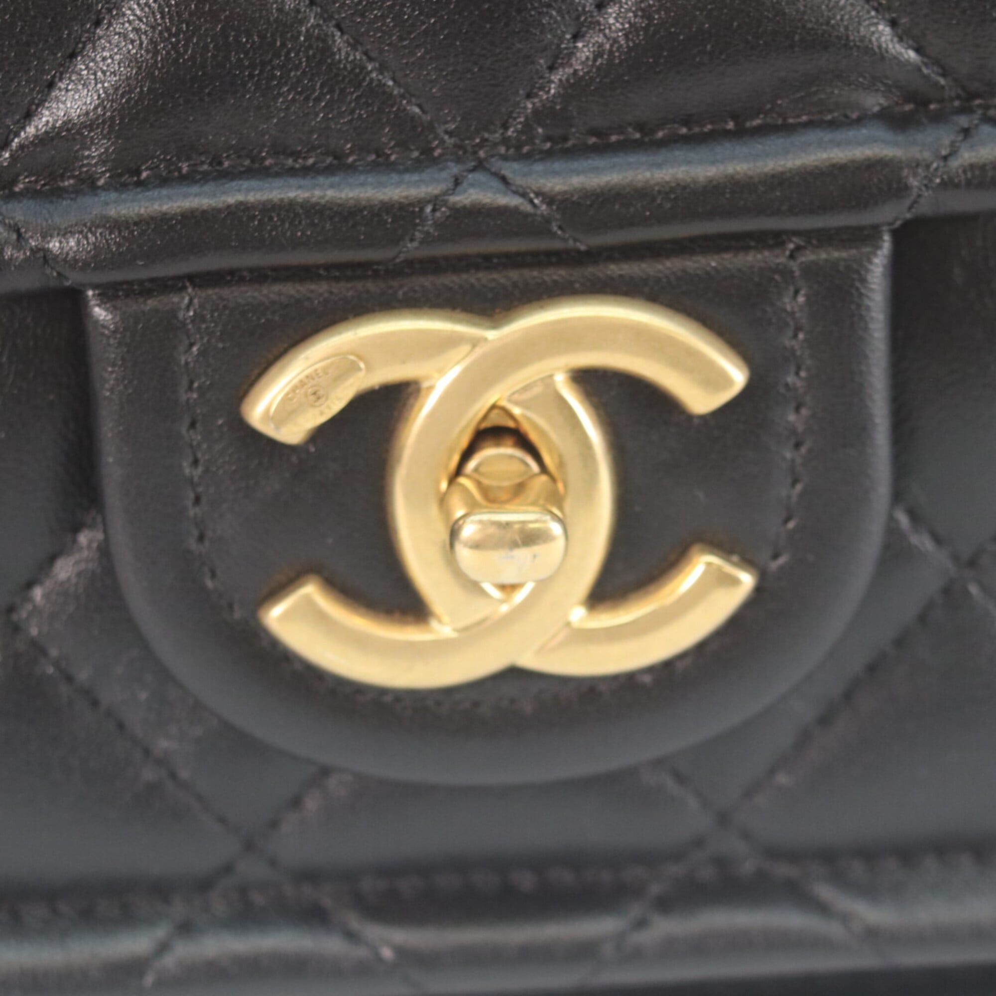 Chanel CHANEL AS4723 Black Shiny Lambskin Gold Hardware Matelassé Single Flap Double Chain Shoulder Bag - Excellent Condition Size ONE SIZE - 6 Thumbnail