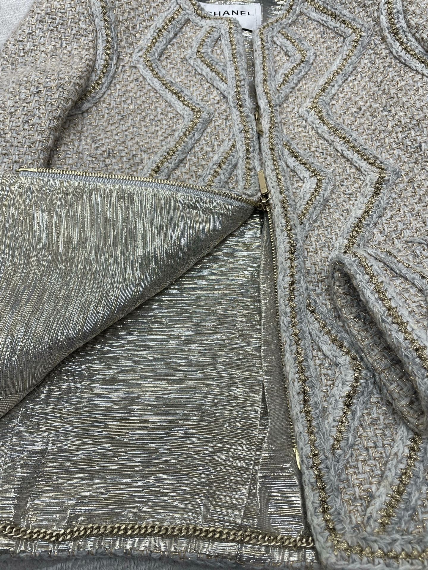 Chanel Chanel Woven Gold Thread Coat Size XXS / US 00 / IT 34 - 5 Thumbnail