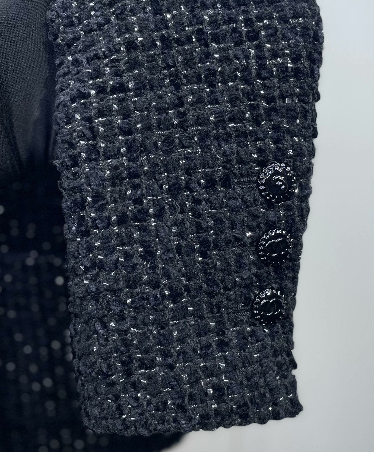Chanel Chanel 22B Black Double-Breasted Velvet Coat Size XS / US 0-2 / IT 36-38 - 3 Thumbnail