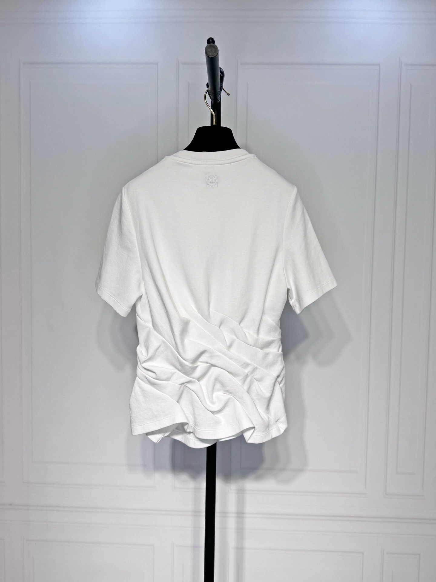 Loewe Loewe New Pleated T-Shirt M Size M / US 6-8 / IT 42-44 - 2 Thumbnail