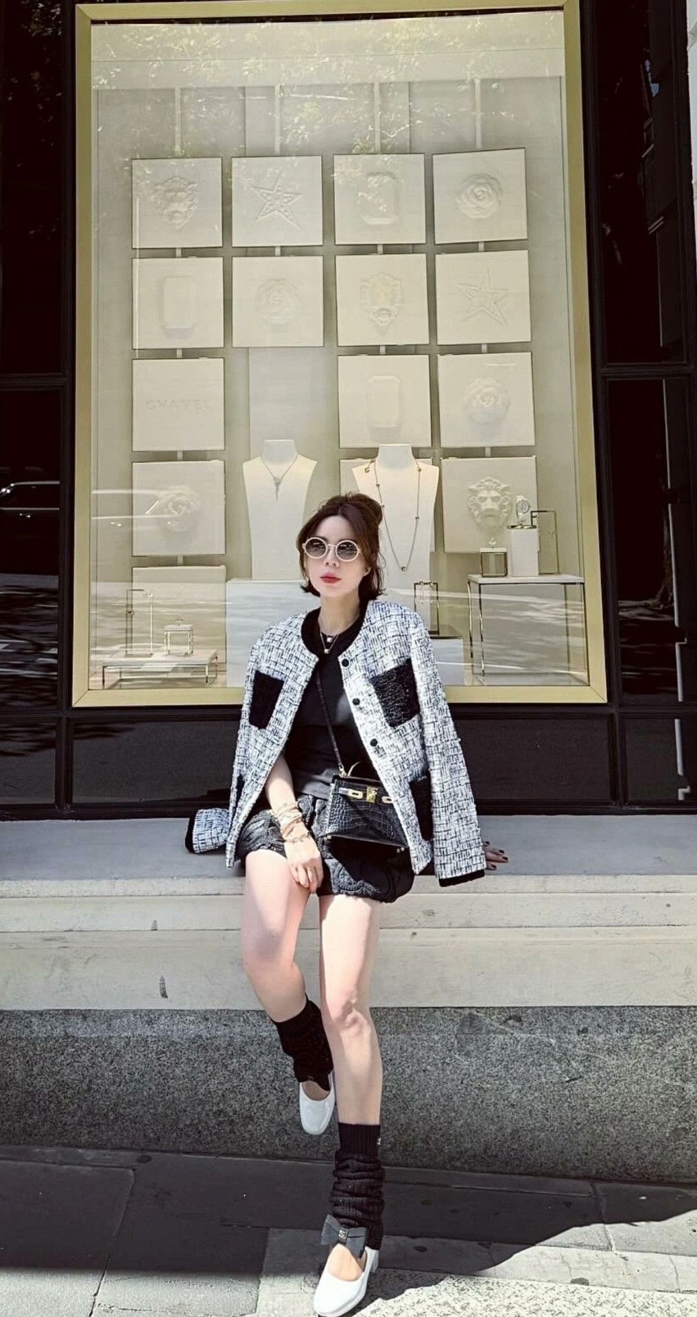 Chanel Chanel 22C Black White Pearl Jacket Size XS / US 0-2 / IT 36-38 - 9 Thumbnail