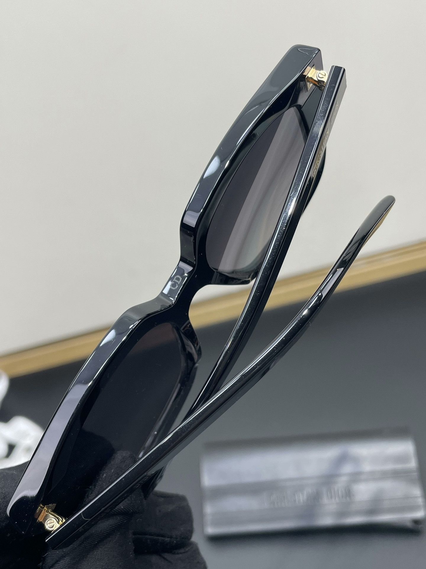 Dior Dior Letter Black Frame Sunglasses Size ONE SIZE - 9 Thumbnail