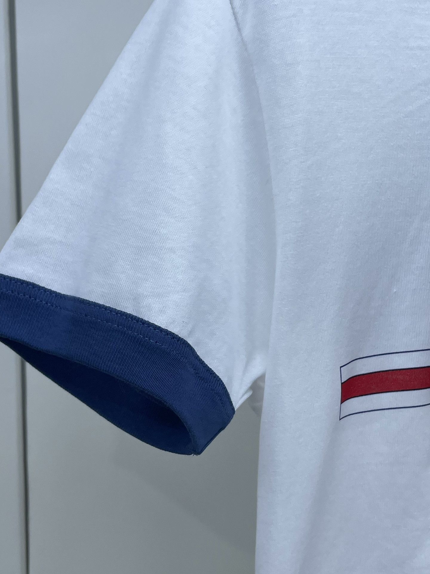 Gucci Gucci 25 New Short-Sleeve Top Size XS / US 0-2 / IT 36-38 - 4 Thumbnail