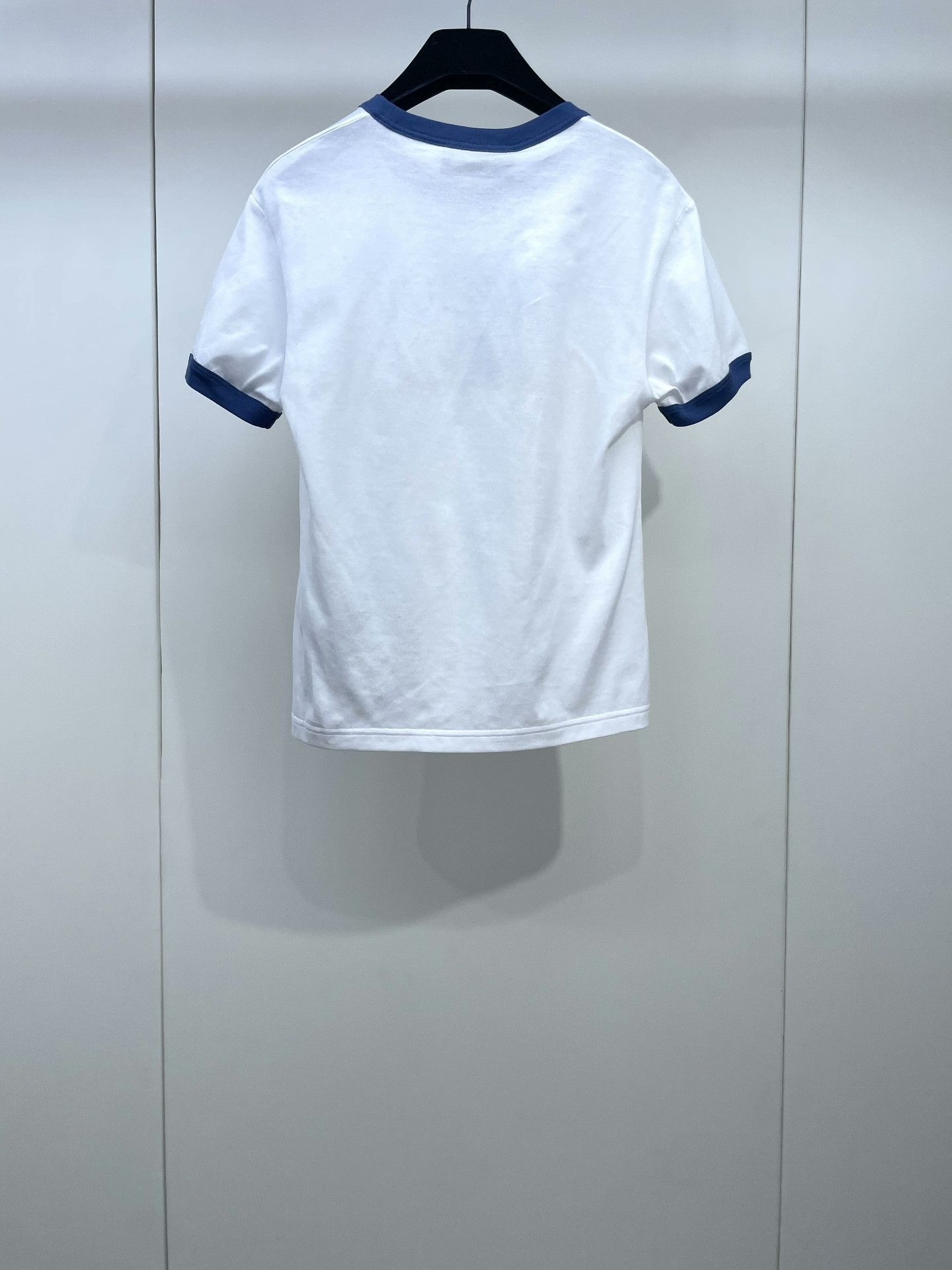 Gucci Gucci 25 New Short-Sleeve Top Size XS / US 0-2 / IT 36-38 - 2 Thumbnail