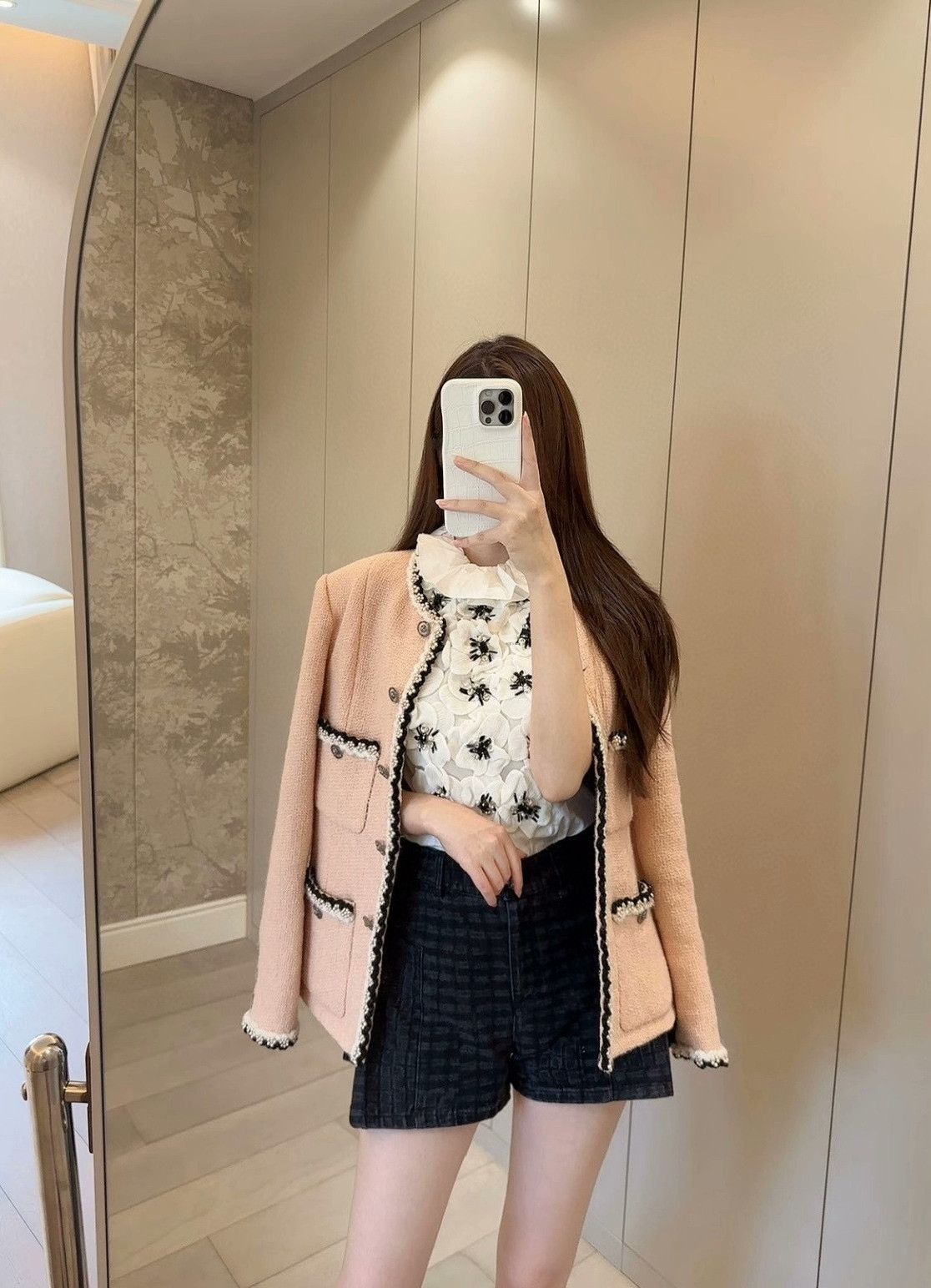 Chanel Chanel 24A Flower Pearl Trim Coat Size S / US 4 / IT 40 - 9 Thumbnail