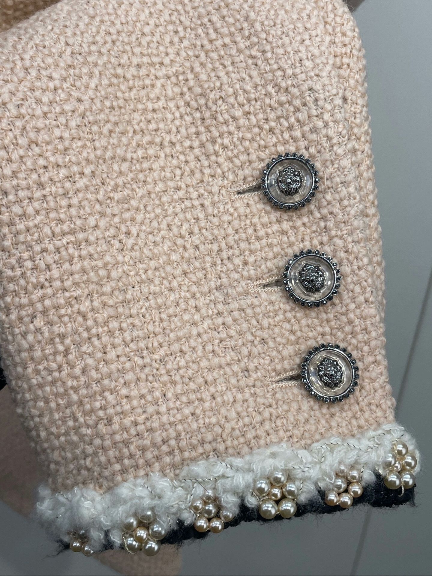Chanel Chanel 24A Flower Pearl Trim Coat Size S / US 4 / IT 40 - 3 Thumbnail