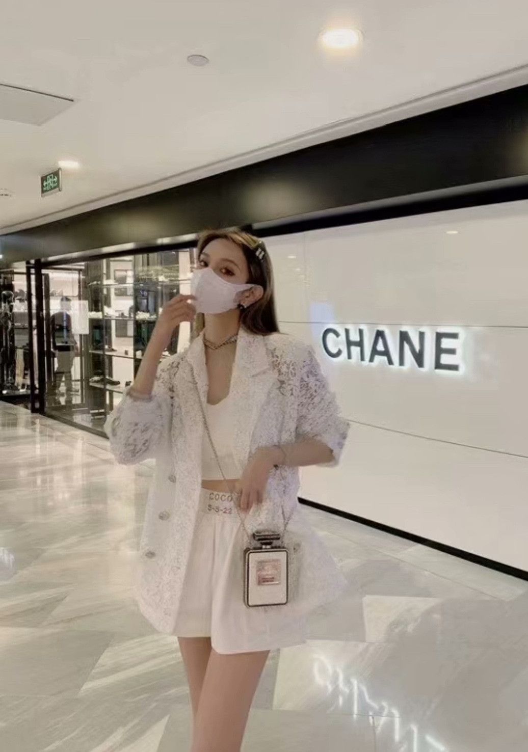 Chanel Chanel 23C Lace Embroidered Coat Size XXS / US 00 / IT 34 - 8 Thumbnail