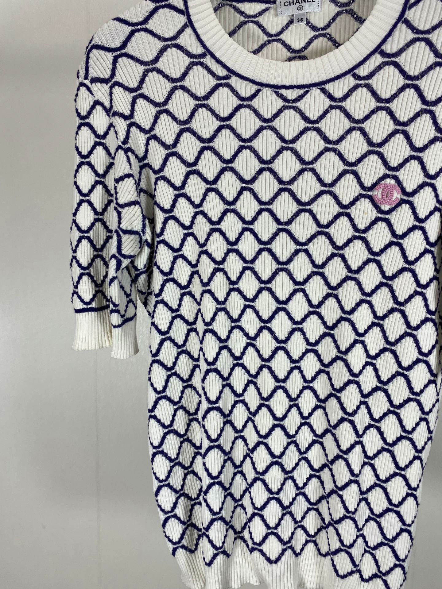 Chanel Chanel Pink Quilted Knit Short-Sleeve Top Size S / US 4 / IT 40 - 2 Thumbnail