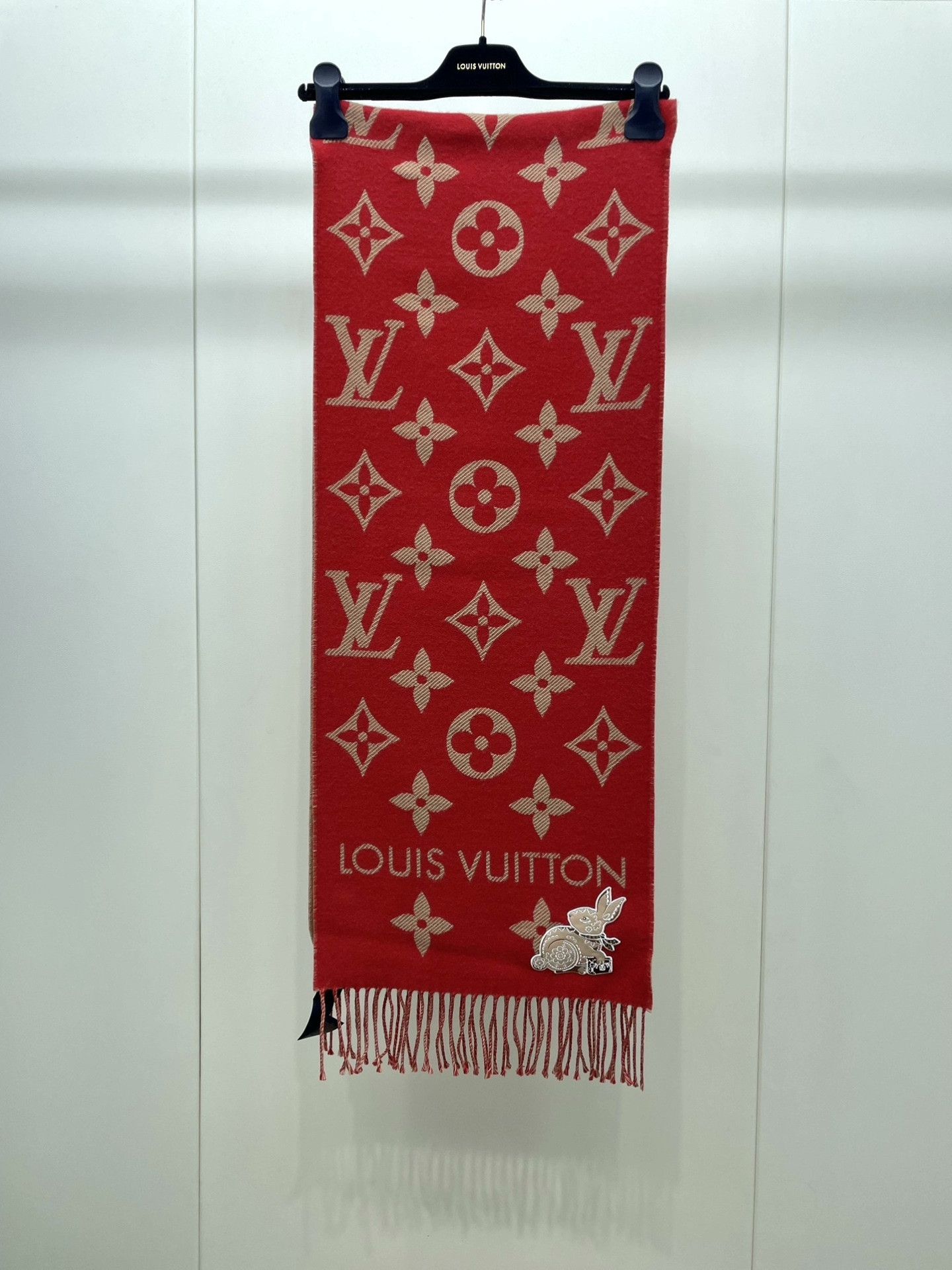 Louis Vuitton LV Rabbit Year Full Logo Scarf Size ONE SIZE - 2 Thumbnail
