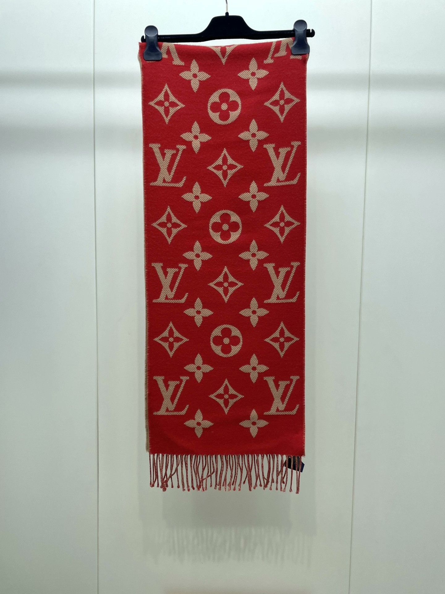 Louis Vuitton LV Rabbit Year Full Logo Scarf Size ONE SIZE - 3 Thumbnail
