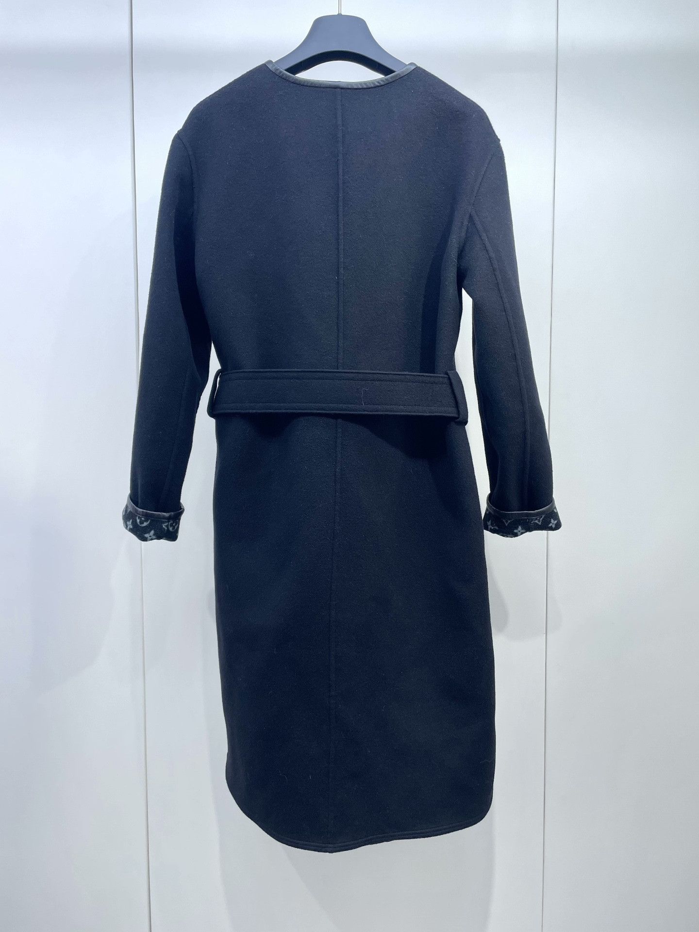 Louis Vuitton LV Monogram Coat Size XS / US 0-2 / IT 36-38 - 2 Thumbnail