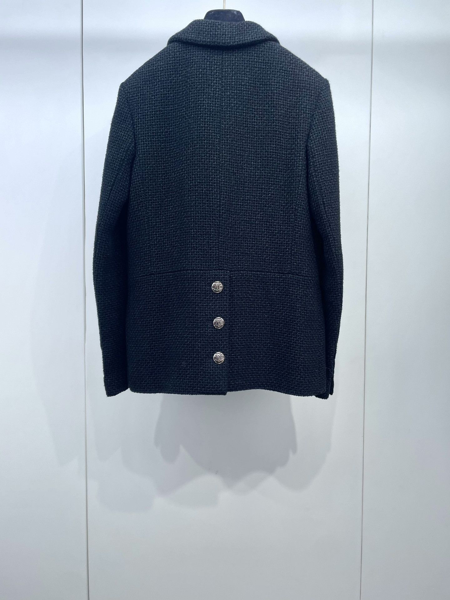 Chanel Chanel Black Gold Double-Breasted Coat Size XS / US 0-2 / IT 36-38 - 2 Thumbnail