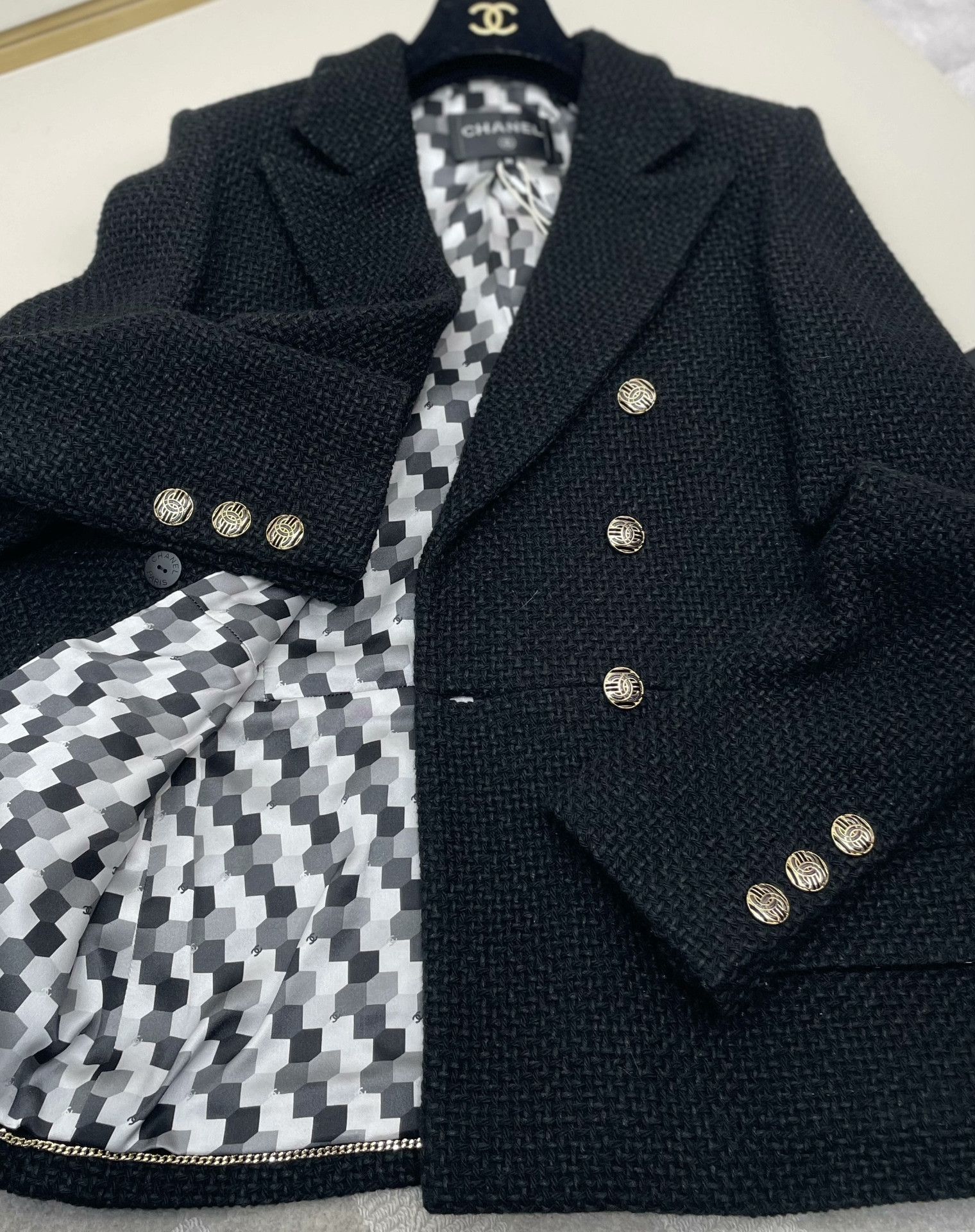 Chanel Chanel Black Gold Double-Breasted Coat Size XS / US 0-2 / IT 36-38 - 5 Thumbnail
