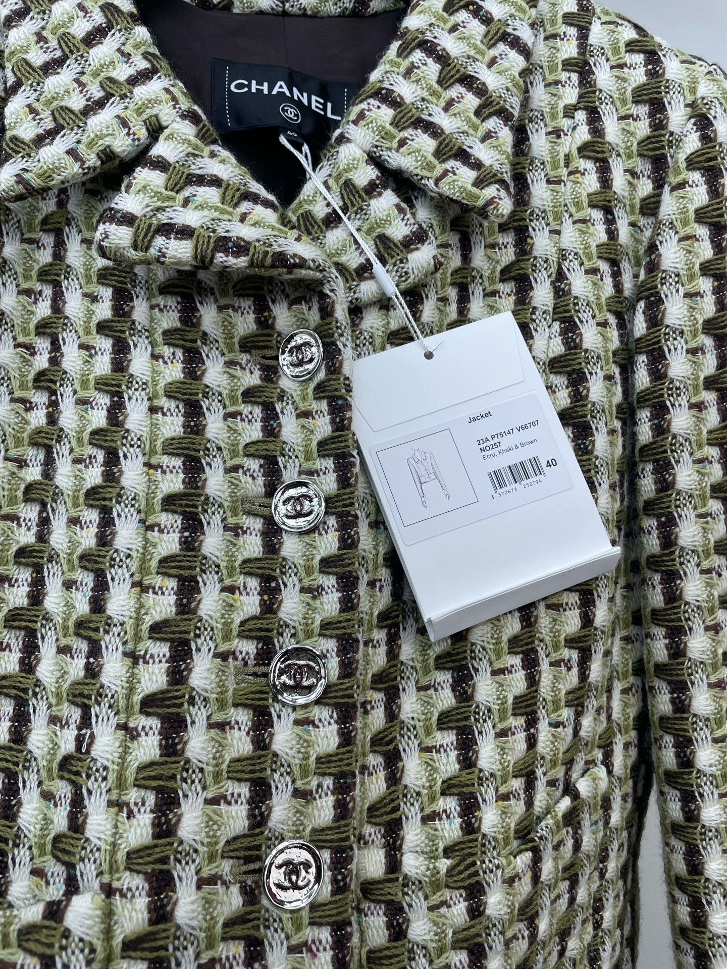 Chanel Chanel 23A Mustard Green Silver Button Coat Size S / US 4 / IT 40 - 4 Thumbnail