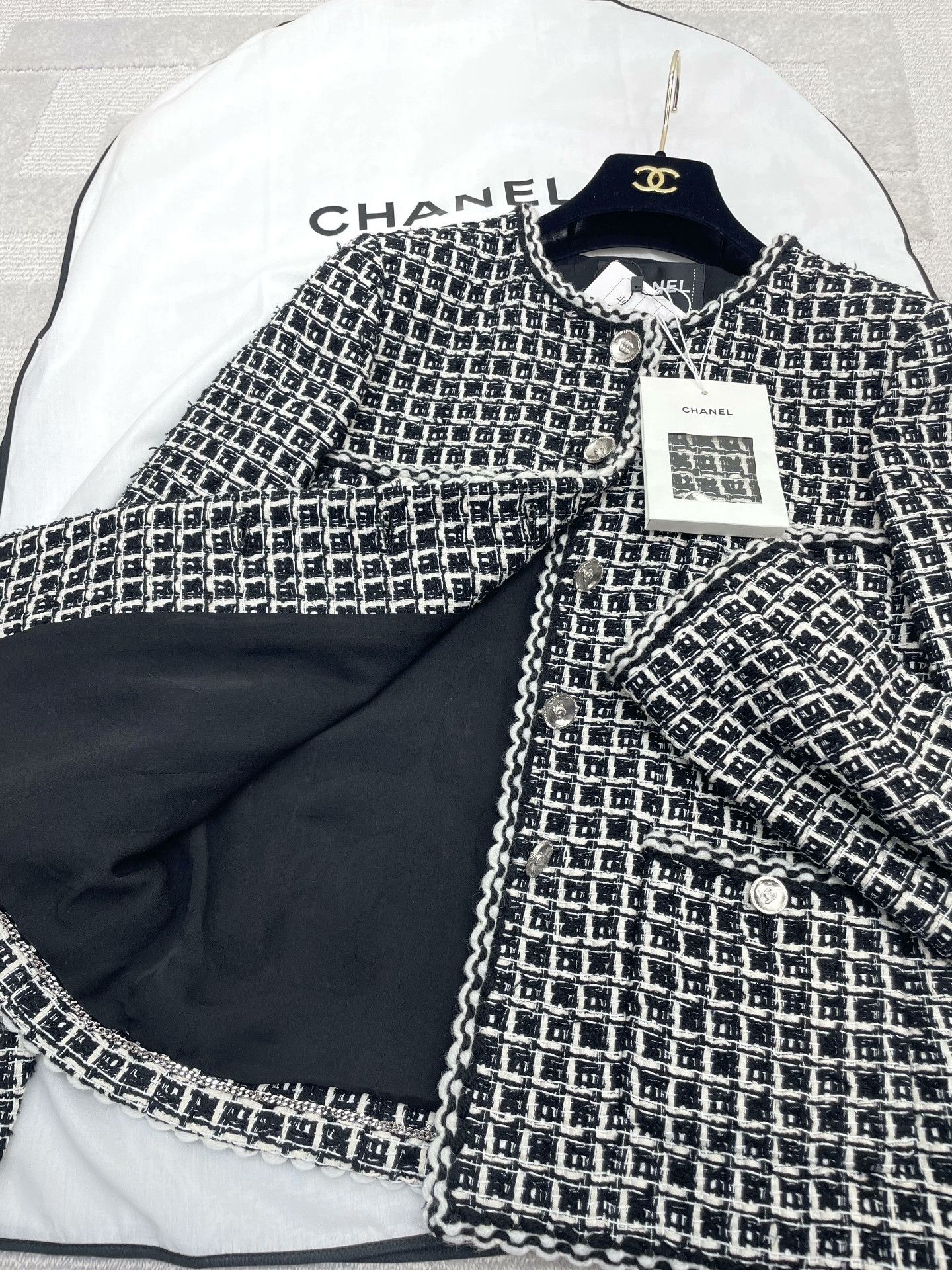 Chanel Chanel 25C Black White Plaid Tweed Jacket Size XS / US 0-2 / IT 36-38 - 3 Thumbnail