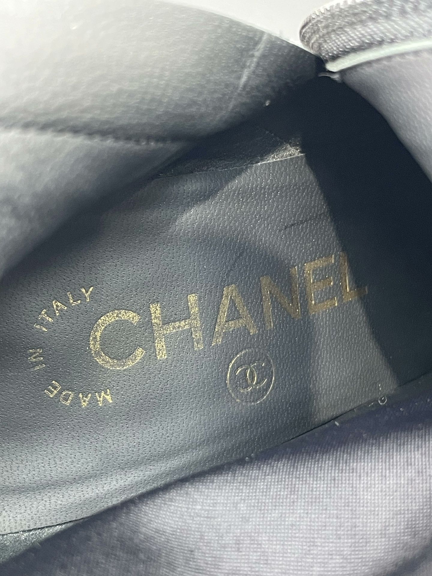 Chanel Chanel Black Suede Block Heel Short Boots Size US 4.5 / IT 34.5 - 8 Thumbnail