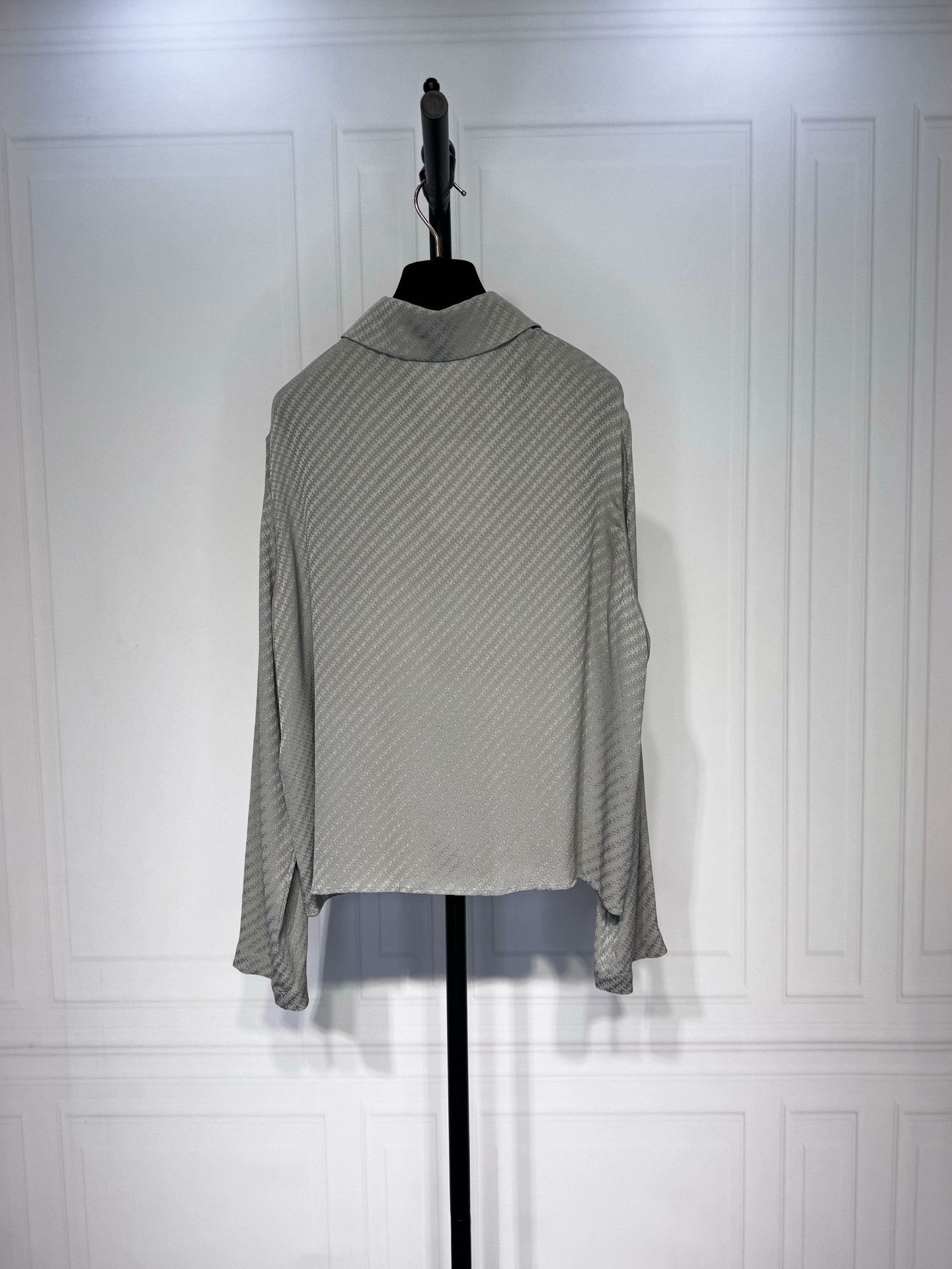 Celine Celine Triomphe Logo Silk Shirt Size S / US 4 / IT 40 - 2 Thumbnail