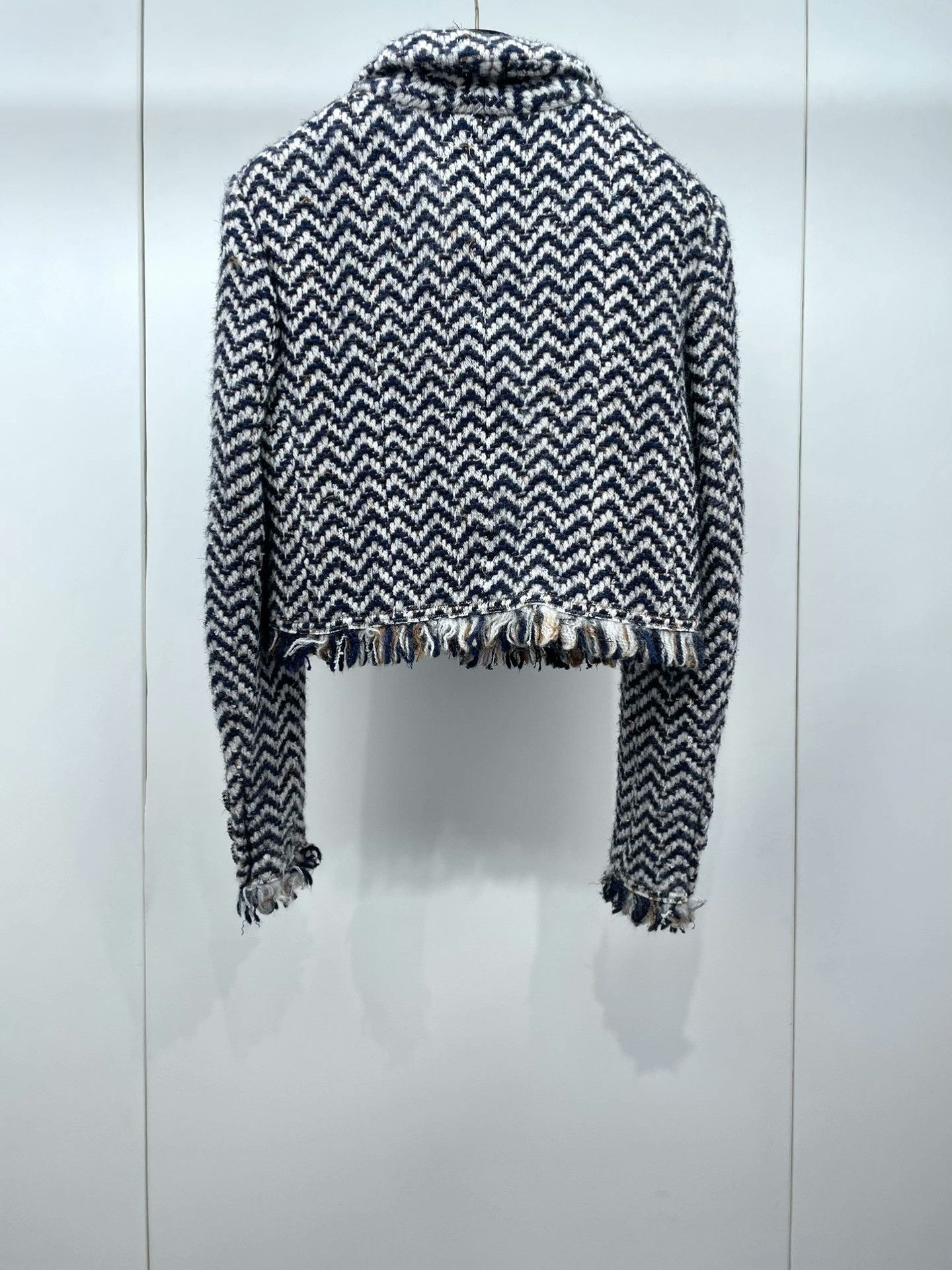 Chanel Chanel Tweed Fringe Jacket Size XS / US 0-2 / IT 36-38 - 2 Thumbnail