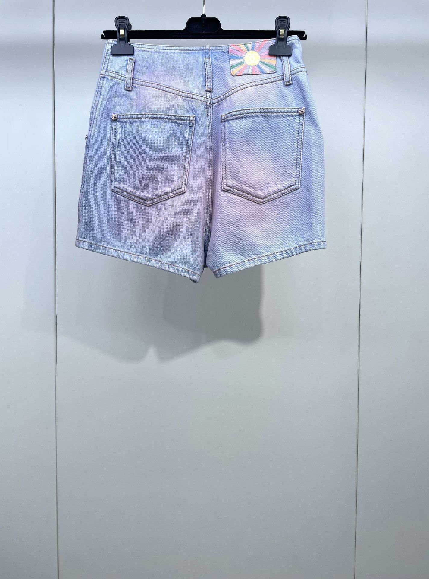 Chanel Chanel 24C Gradient Mid-Rise Denim Shorts Size 36" / US 14 / IT 50 - 2 Thumbnail