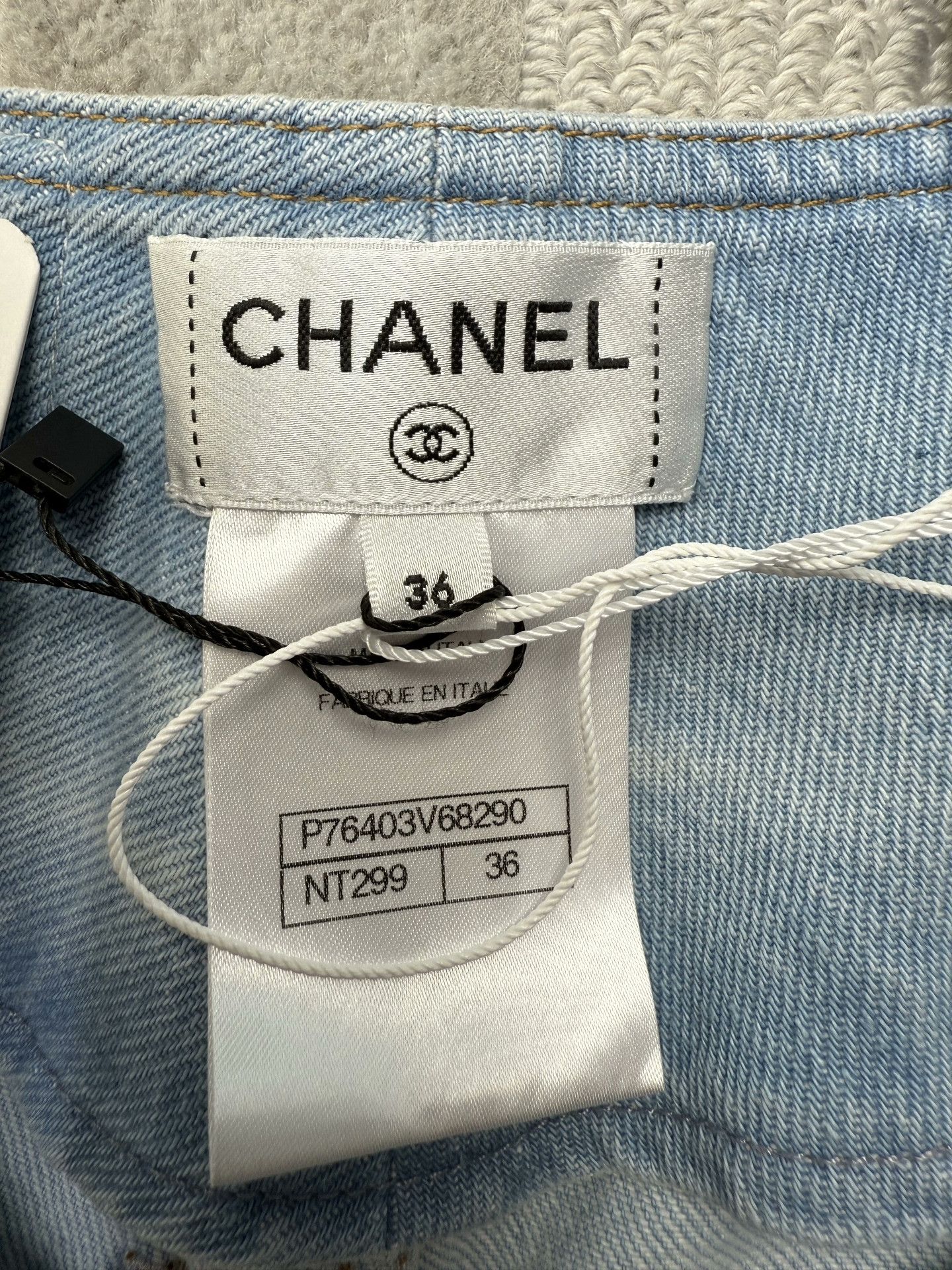 Chanel Chanel 24C Gradient Mid-Rise Denim Shorts Size 36" / US 14 / IT 50 - 5 Thumbnail