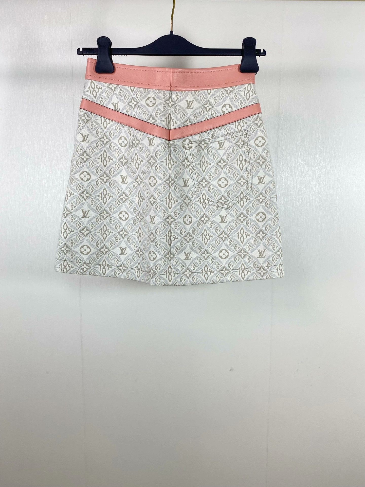 Louis Vuitton LV Monogram Patchwork Leather Skirt Size 34" / US 12 / IT 48 - 2 Thumbnail