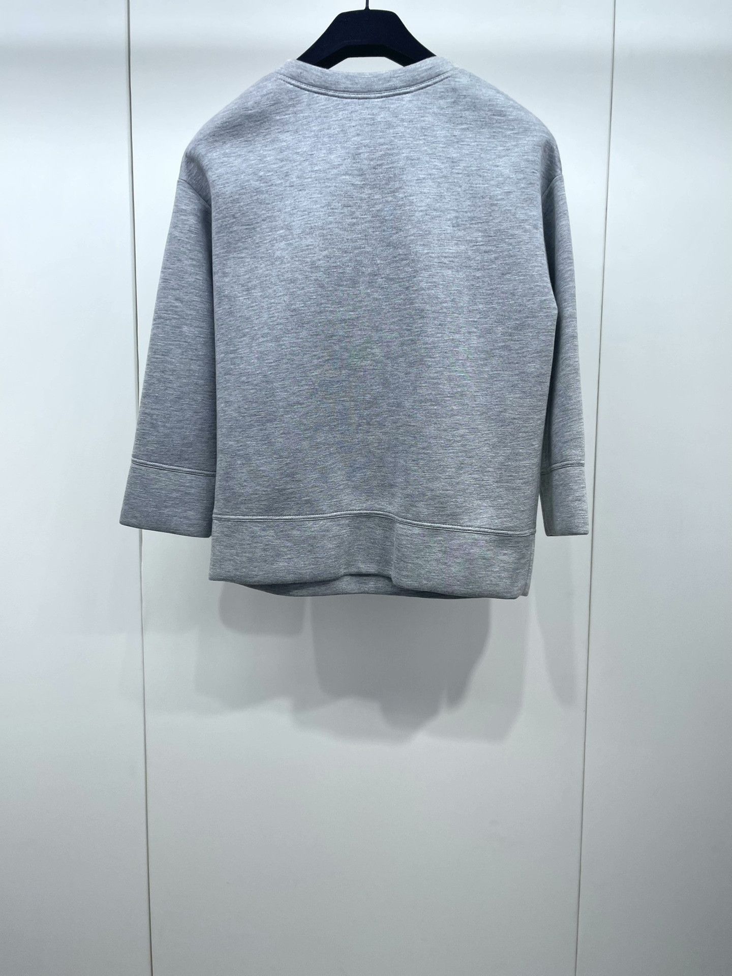 Gucci Gucci Gray Crewneck Sweatshirt Size XS / US 0-2 / IT 36-38 - 2 Thumbnail