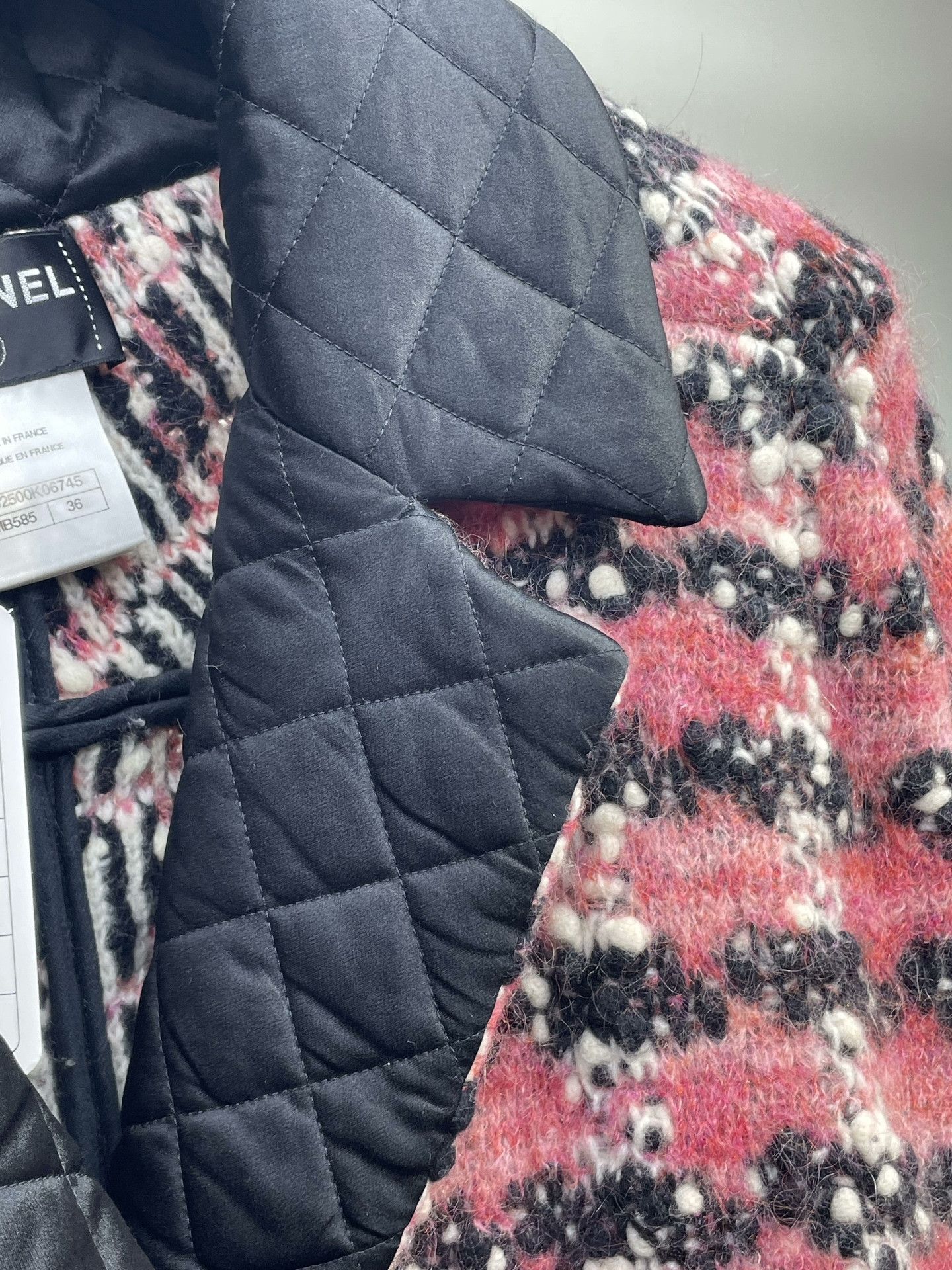 Chanel Chanel Pink Black Tweed Jacket Size XS / US 0-2 / IT 36-38 - 5 Thumbnail