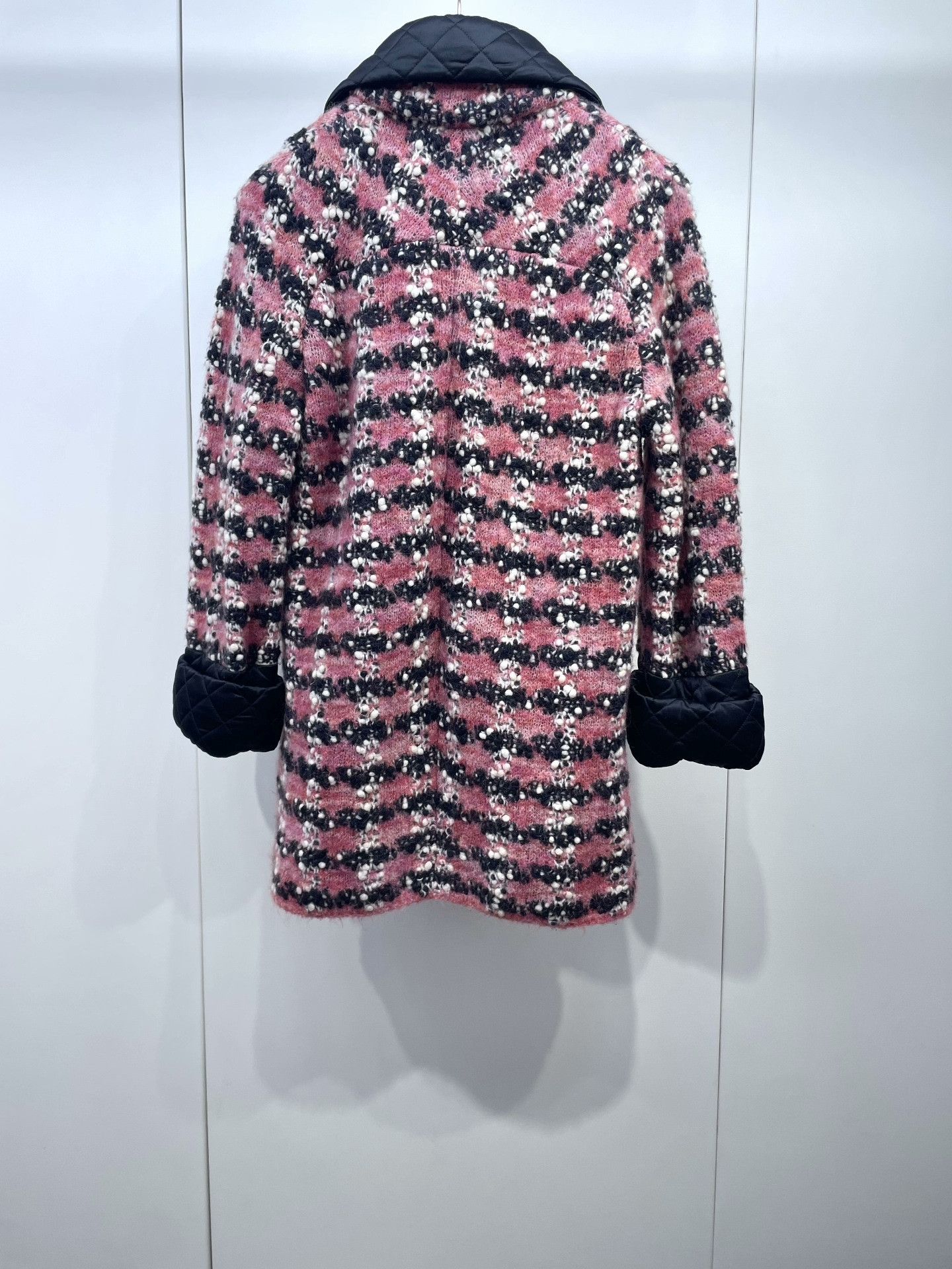 Chanel Chanel Pink Black Tweed Jacket Size XS / US 0-2 / IT 36-38 - 2 Thumbnail