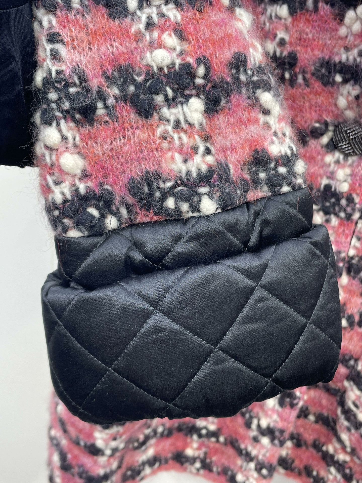 Chanel Chanel Pink Black Tweed Jacket Size XS / US 0-2 / IT 36-38 - 3 Thumbnail