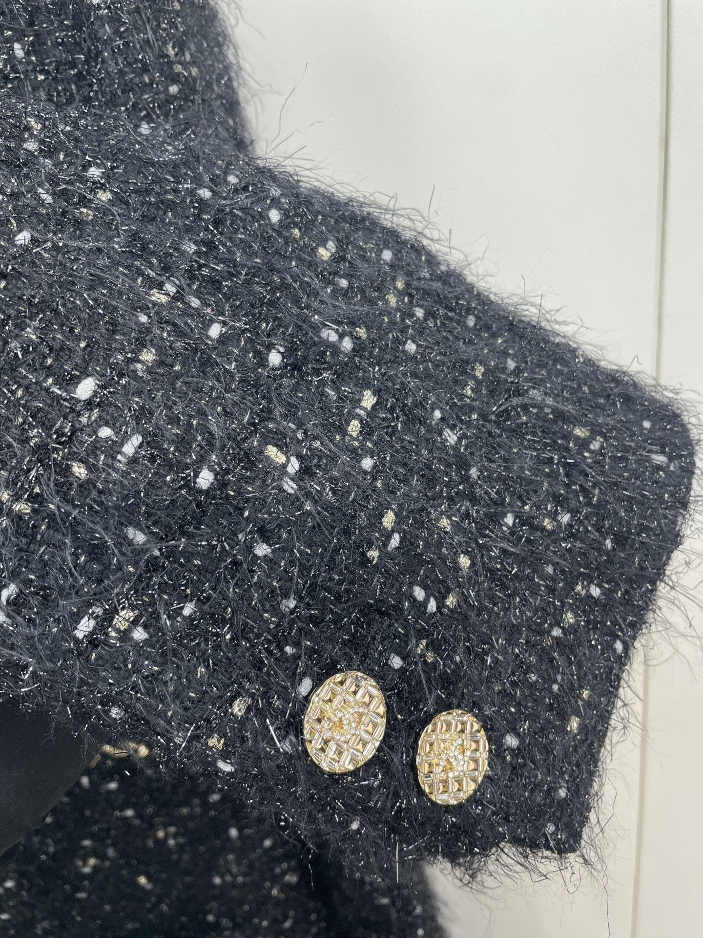 Chanel Chanel 22A Black Sparkle Tweed Coat Size S / US 4 / IT 40 - 4 Thumbnail