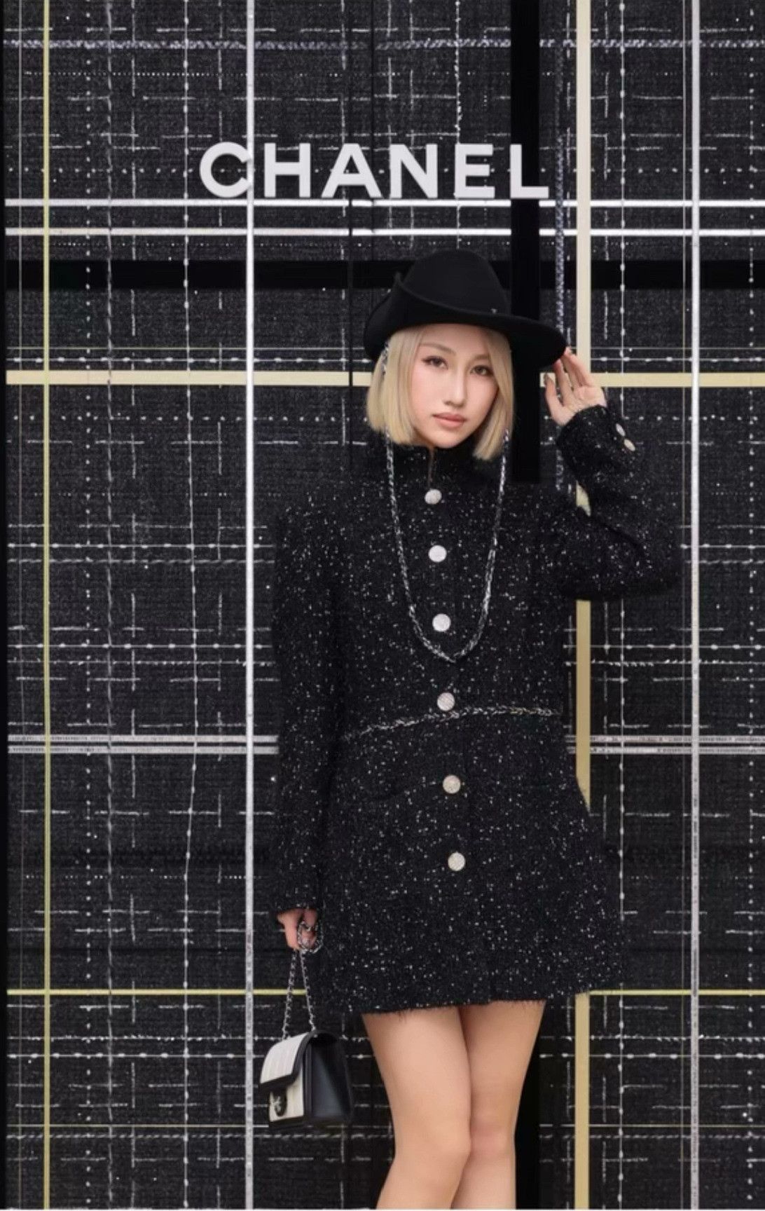 Chanel Chanel 22A Black Sparkle Tweed Coat Size S / US 4 / IT 40 - 8 Thumbnail