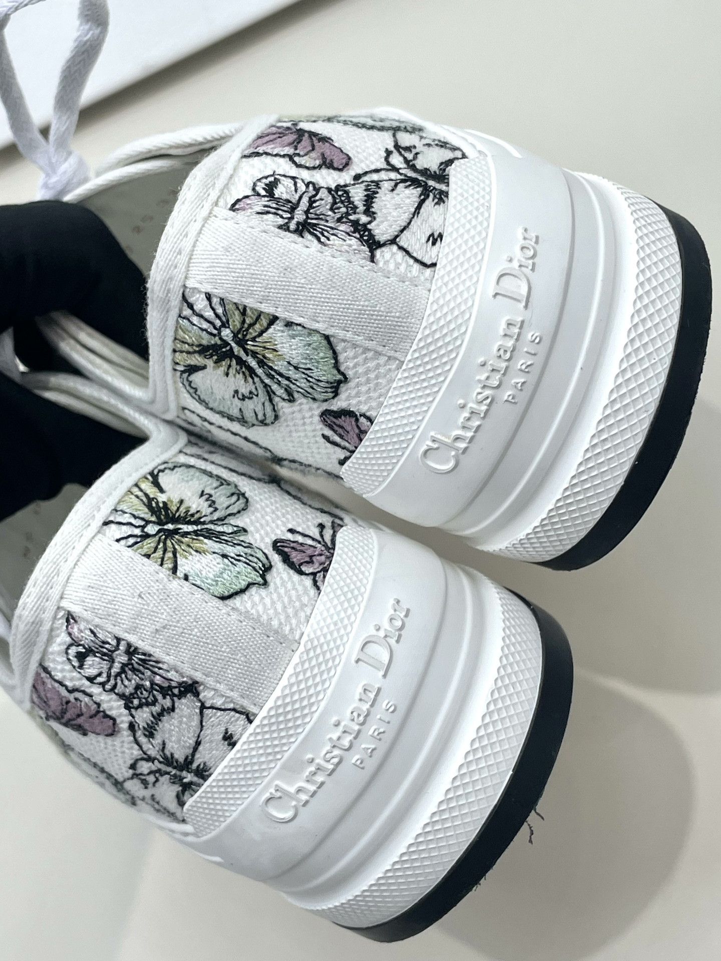 Dior DIOR Walk'n'Dior Butterfly Embroidered Sneakers Size US 6 / IT 36 - 5 Thumbnail