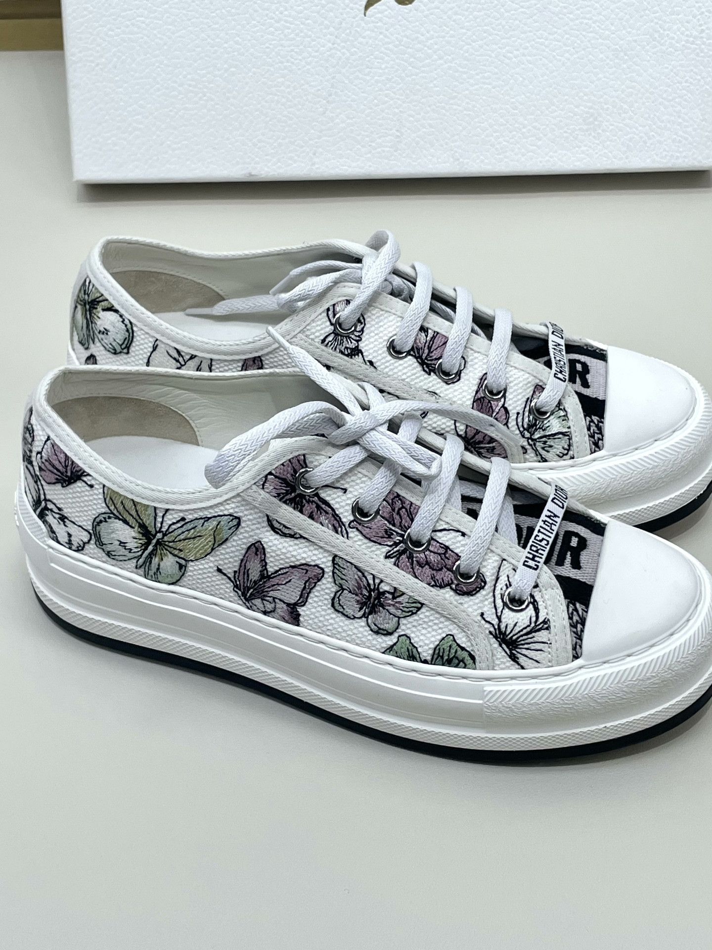 Dior DIOR Walk'n'Dior Butterfly Embroidered Sneakers Size US 6 / IT 36 - 3 Thumbnail