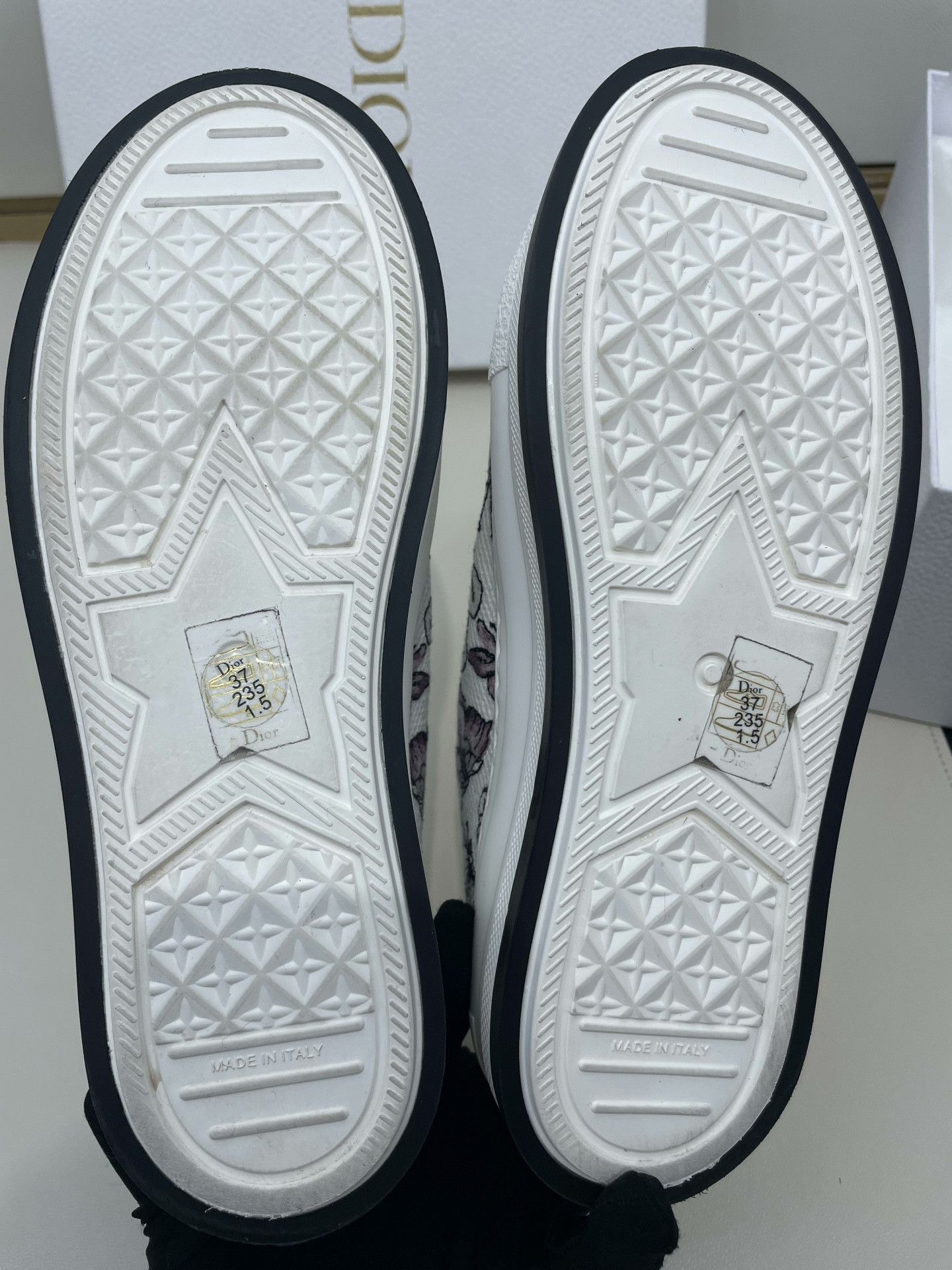 Dior DIOR Walk'n'Dior Butterfly Embroidered Sneakers Size US 6 / IT 36 - 9 Thumbnail