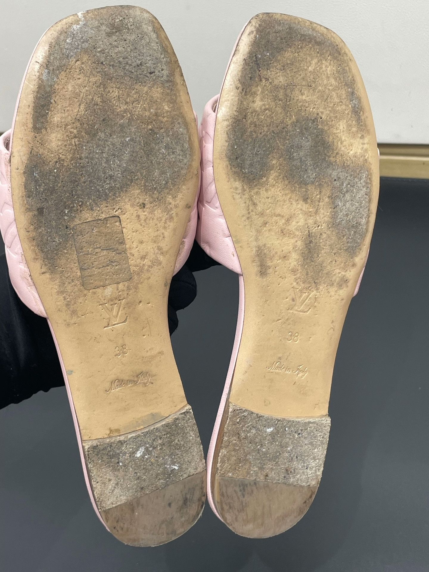 Louis Vuitton LV Sakura Pink Slippers Size US 7 / IT 37 - 7 Thumbnail