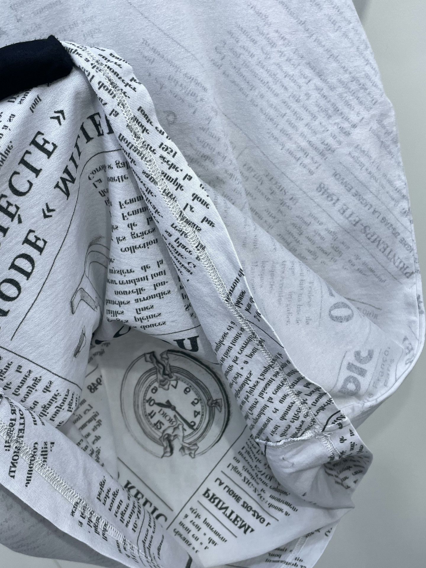 Dior Dior x Daniel Arsham Reverse Newspaper Print Short-Sleeve Size XXS / US 00 / IT 34 - 3 Thumbnail