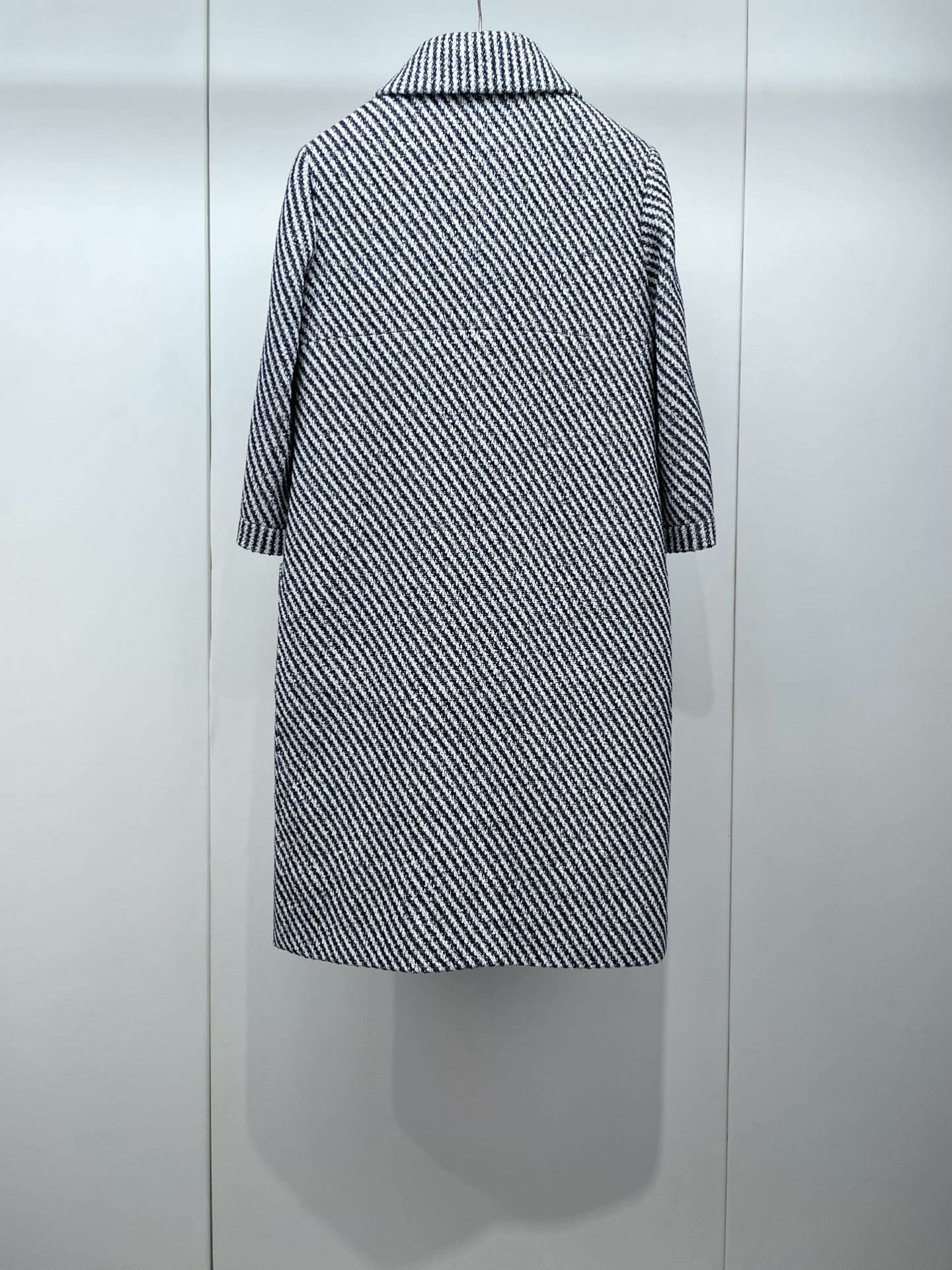 Chanel Chanel Black White Twill Long Coat Size XXS / US 00 / IT 34 - 2 Thumbnail