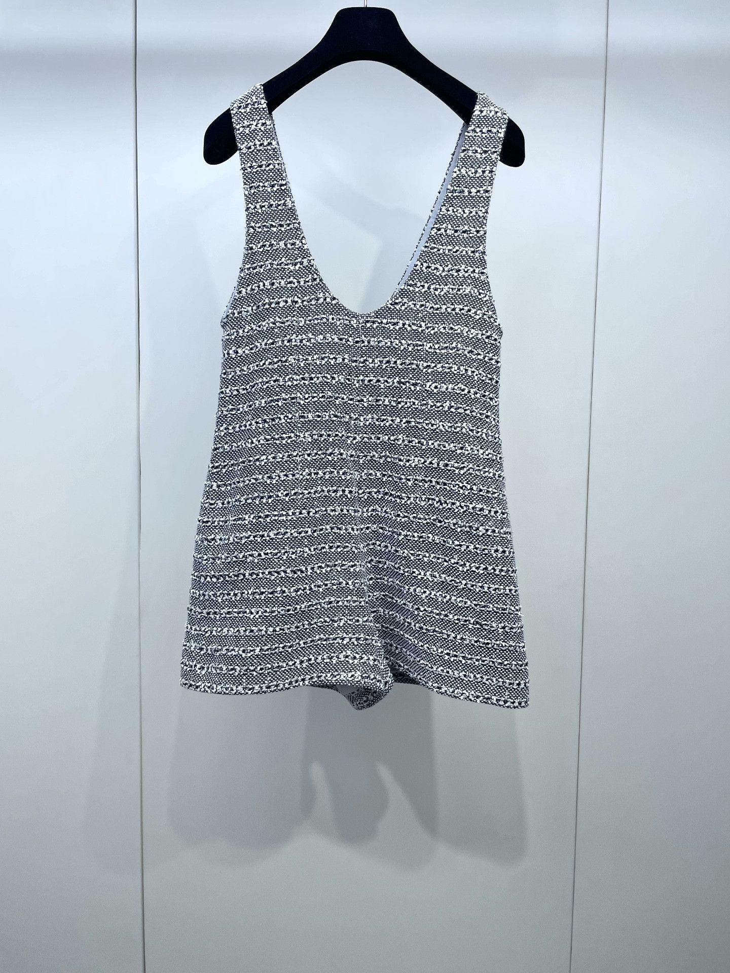 Chanel Chanel 24P Tweed Jumpsuit Shorts Size 36" / US 14 / IT 50 - 2 Thumbnail