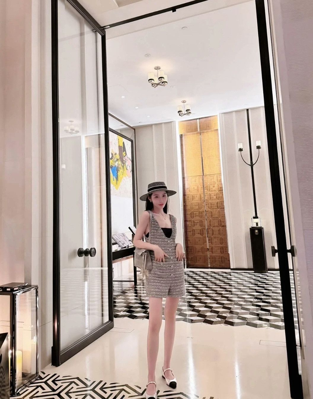 Chanel Chanel 24P Tweed Jumpsuit Shorts Size 36" / US 14 / IT 50 - 7 Thumbnail