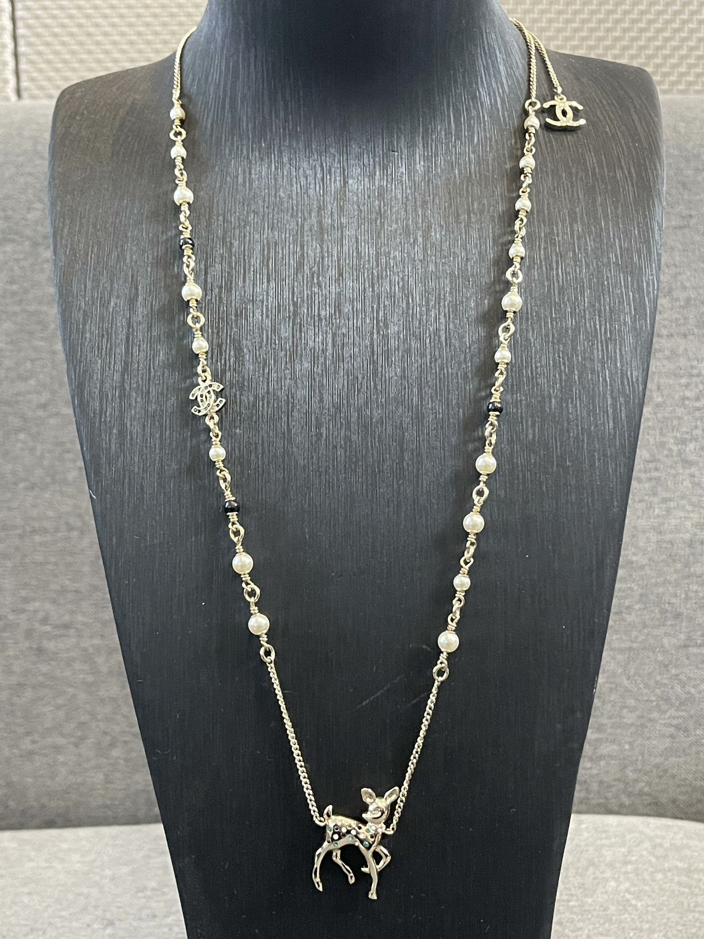 Chanel Chanel 26C Christmas Deer Necklace Size ONE SIZE - 4 Thumbnail
